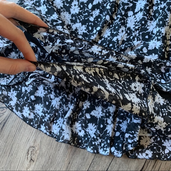 HP 🥳 Notations | Floral Skirt - Picture 4 of 12